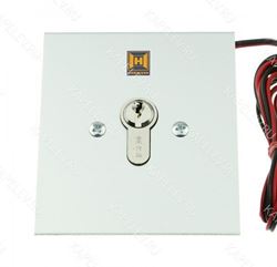 Vykljuchatel'_s_kljuchom_ESU_40_("pod shtukaturku")